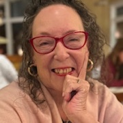 Kate Hudgins, Ph.D., TEP<br />
CLINICAL DIRECTOR